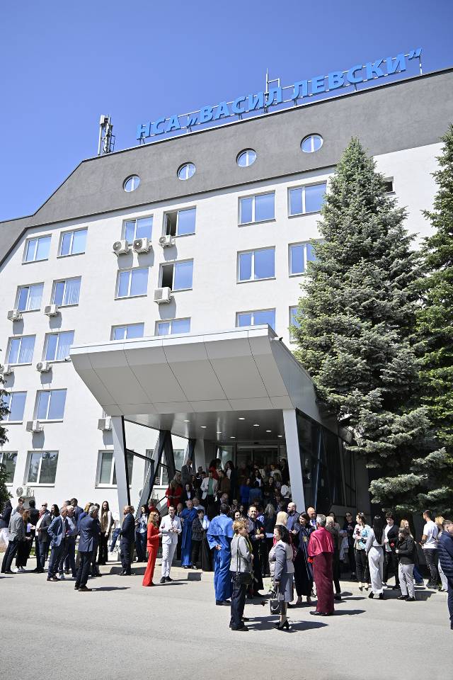 С тържествено събрание академичната общност на НСА отдаде почит към святото дело на Кирил и Методий