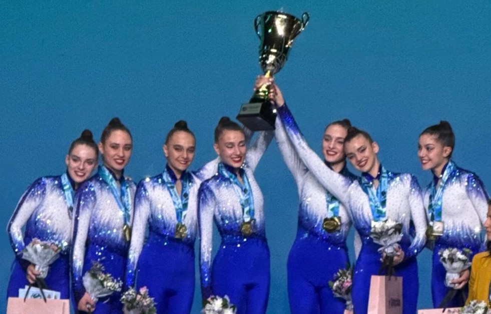 Студентки на НСА с втора световна титла по естетическа групова гимнастика