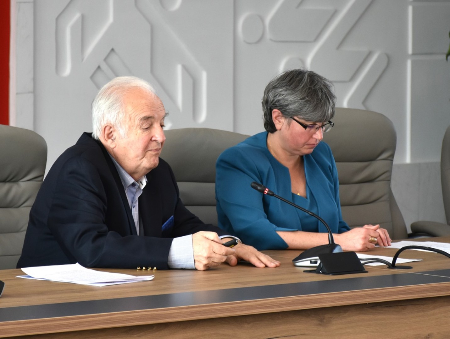 A symposium on scientific research into aspects of human health in Antarctic conditions was held at NSA