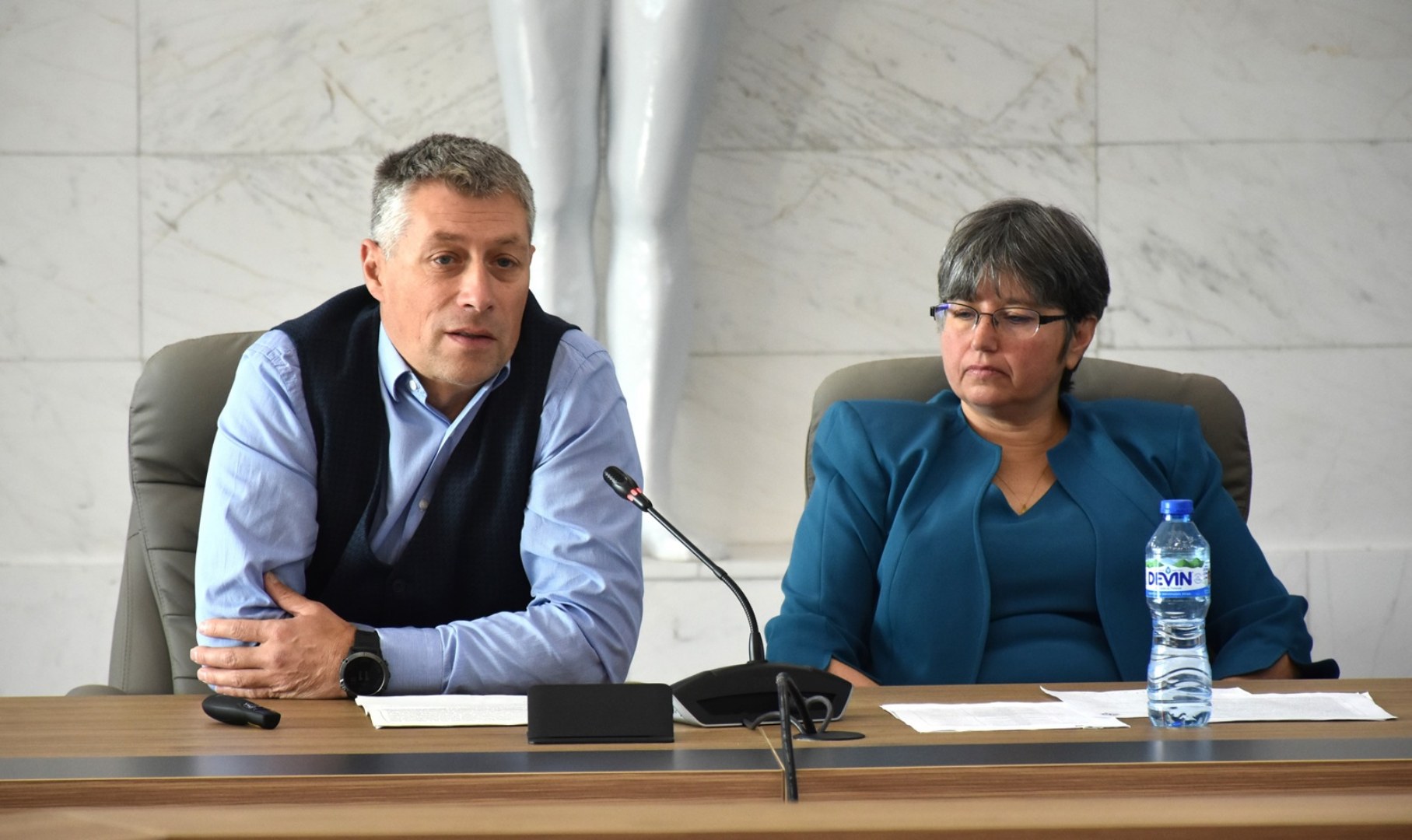 A symposium on scientific research into aspects of human health in Antarctic conditions was held at NSA